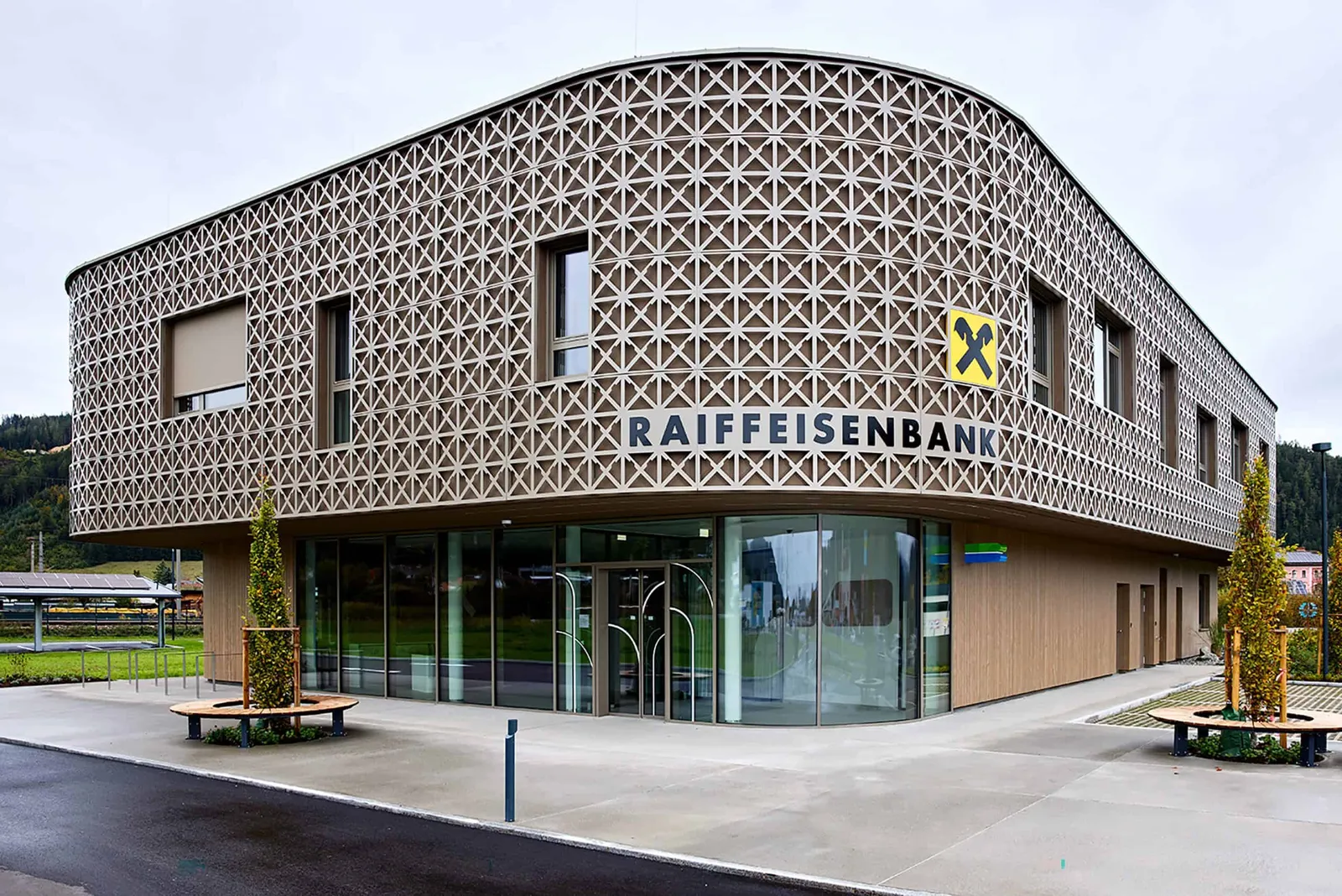 Raiffeisen Center of Excellence by Viereck Architekten ZT-GmbH