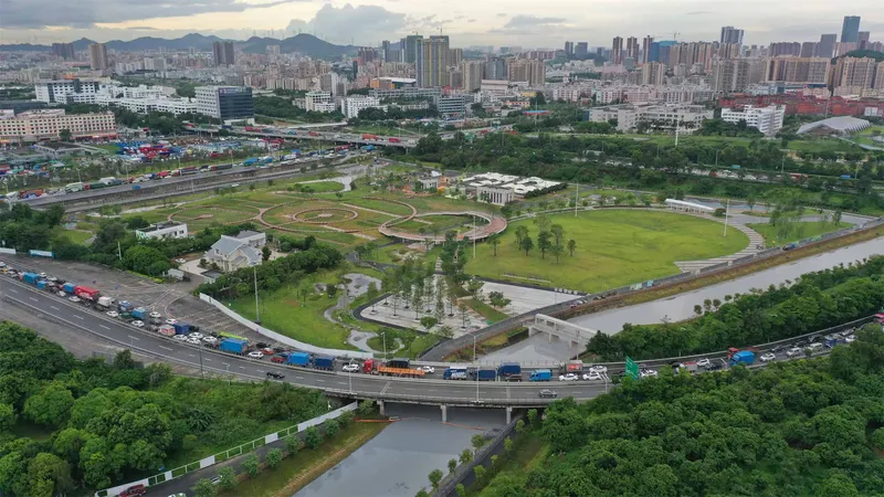 Loucun Wetland Park by Shanghai Municipal Engineering Design Institute(Group)co.,ltd.