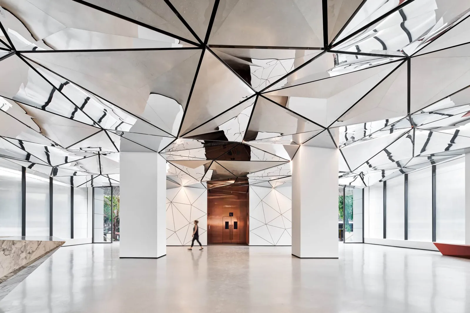 Parinee i Lobby by Studio Symbiosis