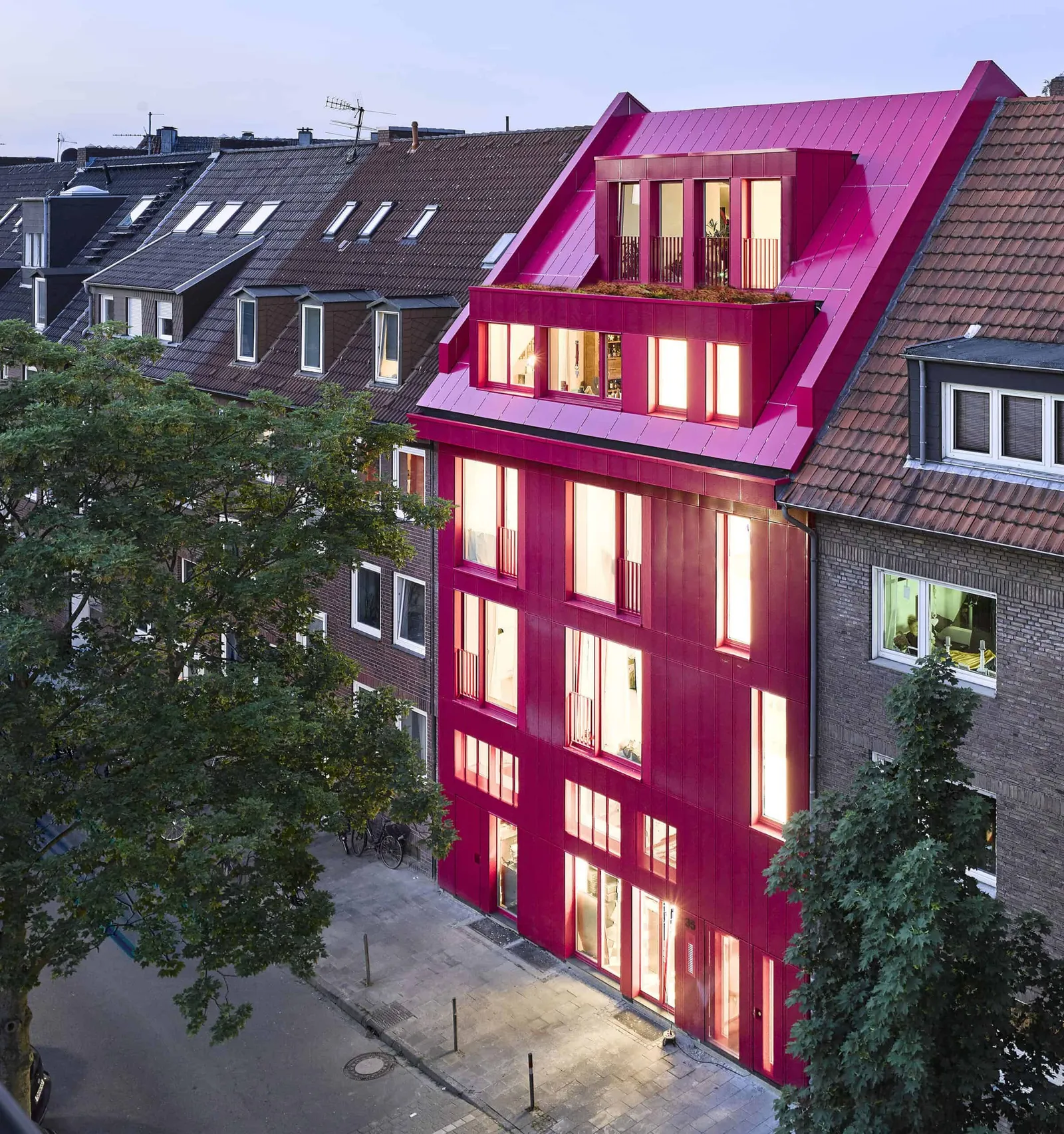 Raspberry House by KRESINGS
