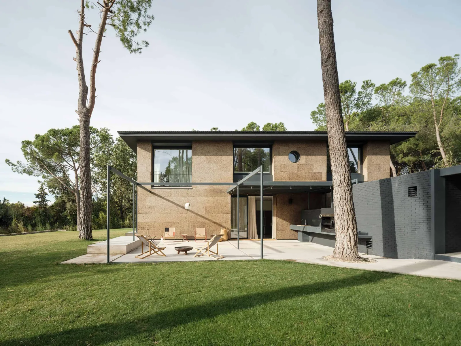 The Three Little Pigs – Cork House by EME157