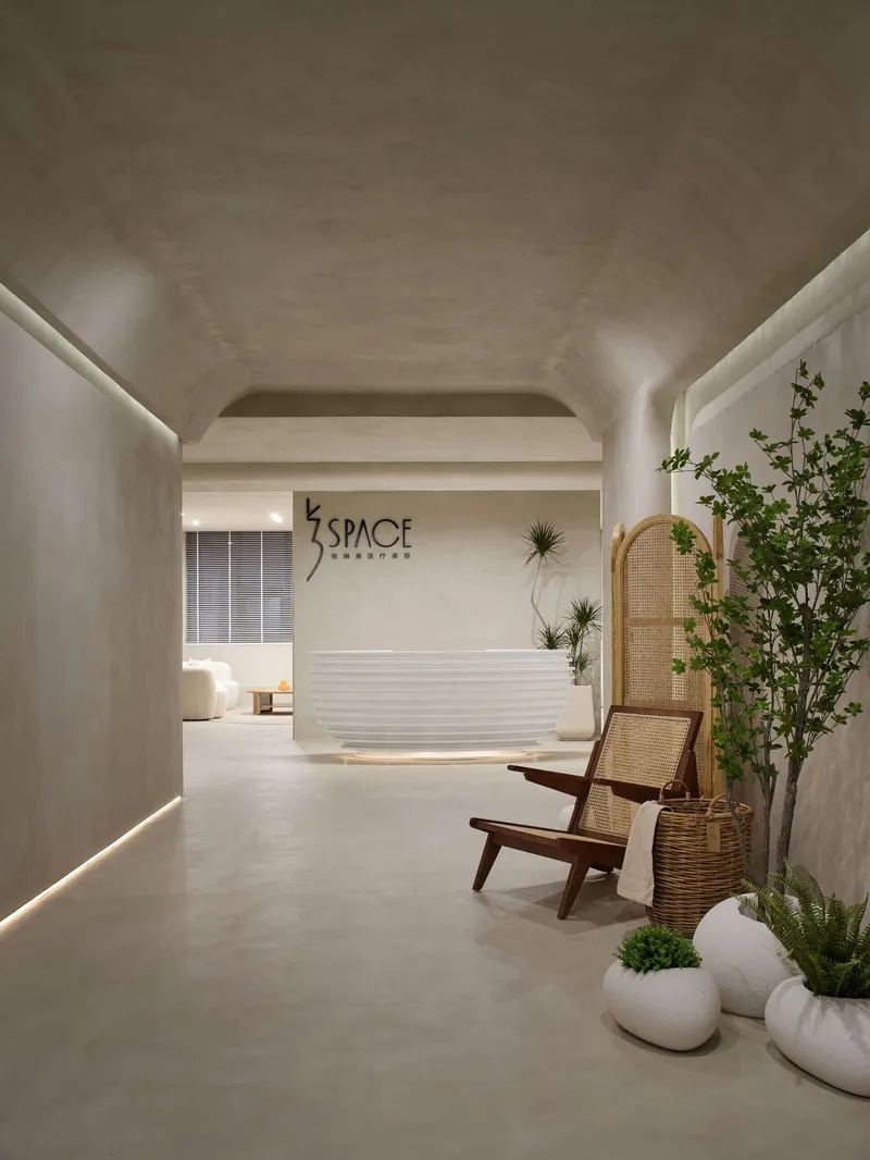 YILINMEI Aesthetic Medical Space by WEISHI Design