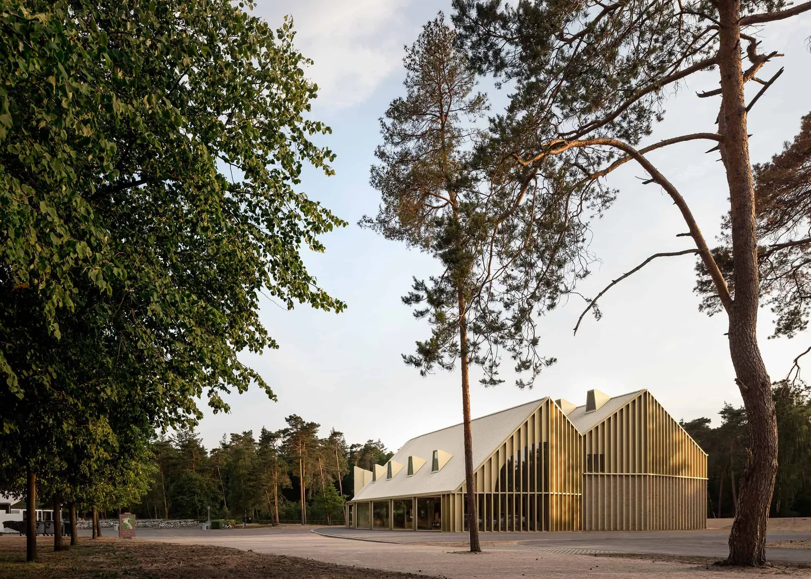 Park Pavilion National Park The Hoge Veluwe by De Zwarte Hond, Monadnock