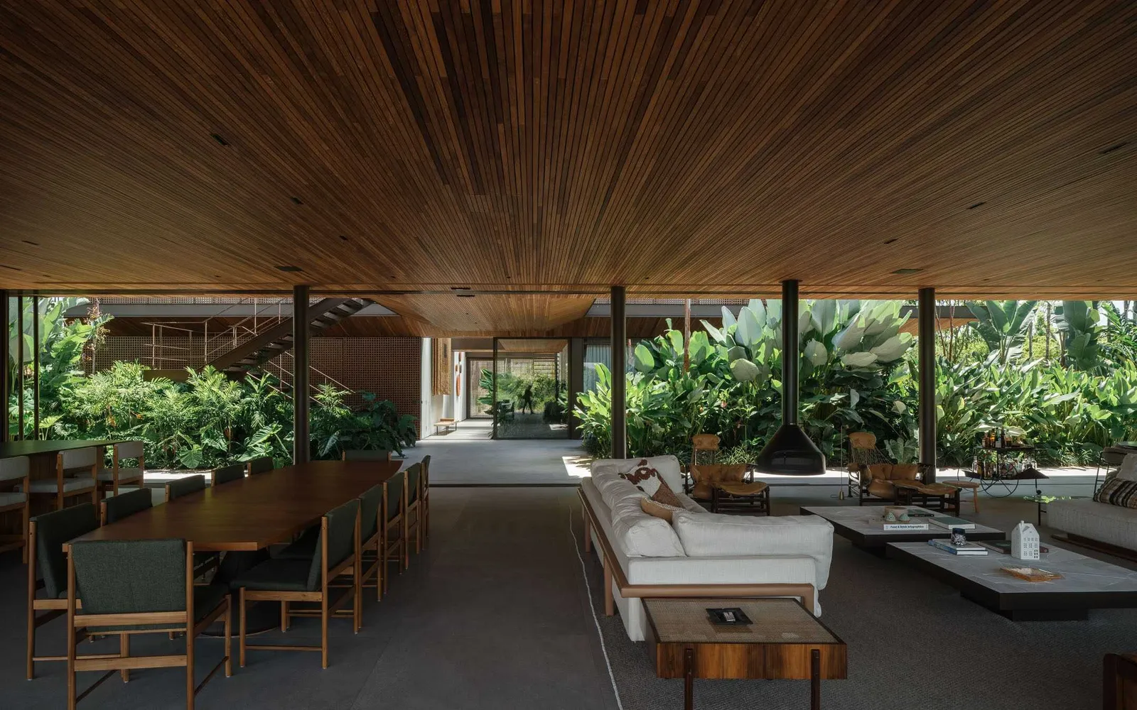 LGM HOUSE by Rodrigo Oliveira Paisagismo