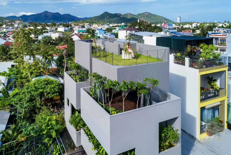 Bi House, A green resort at home! by Pham Huu Son Architects