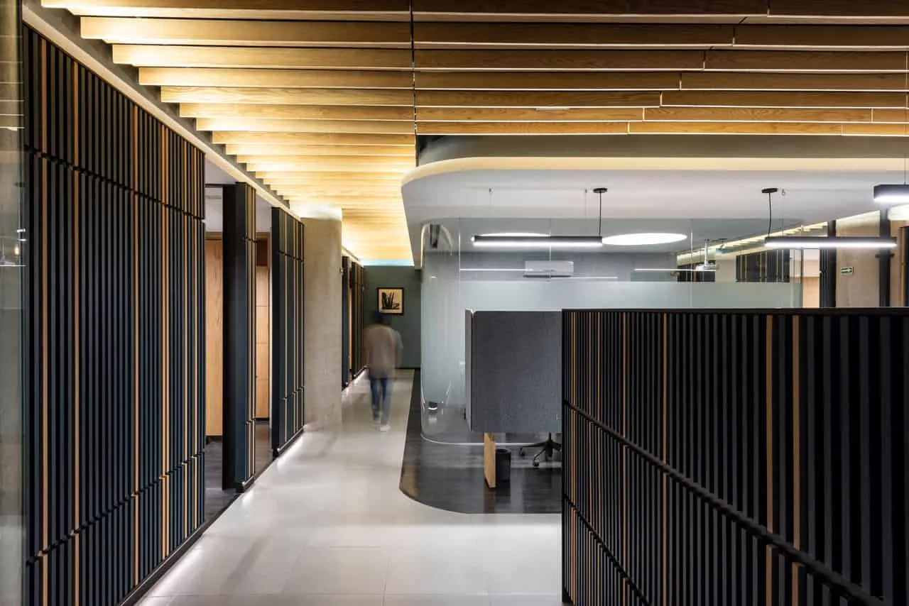 BNJ Offices by Urbina Arecco