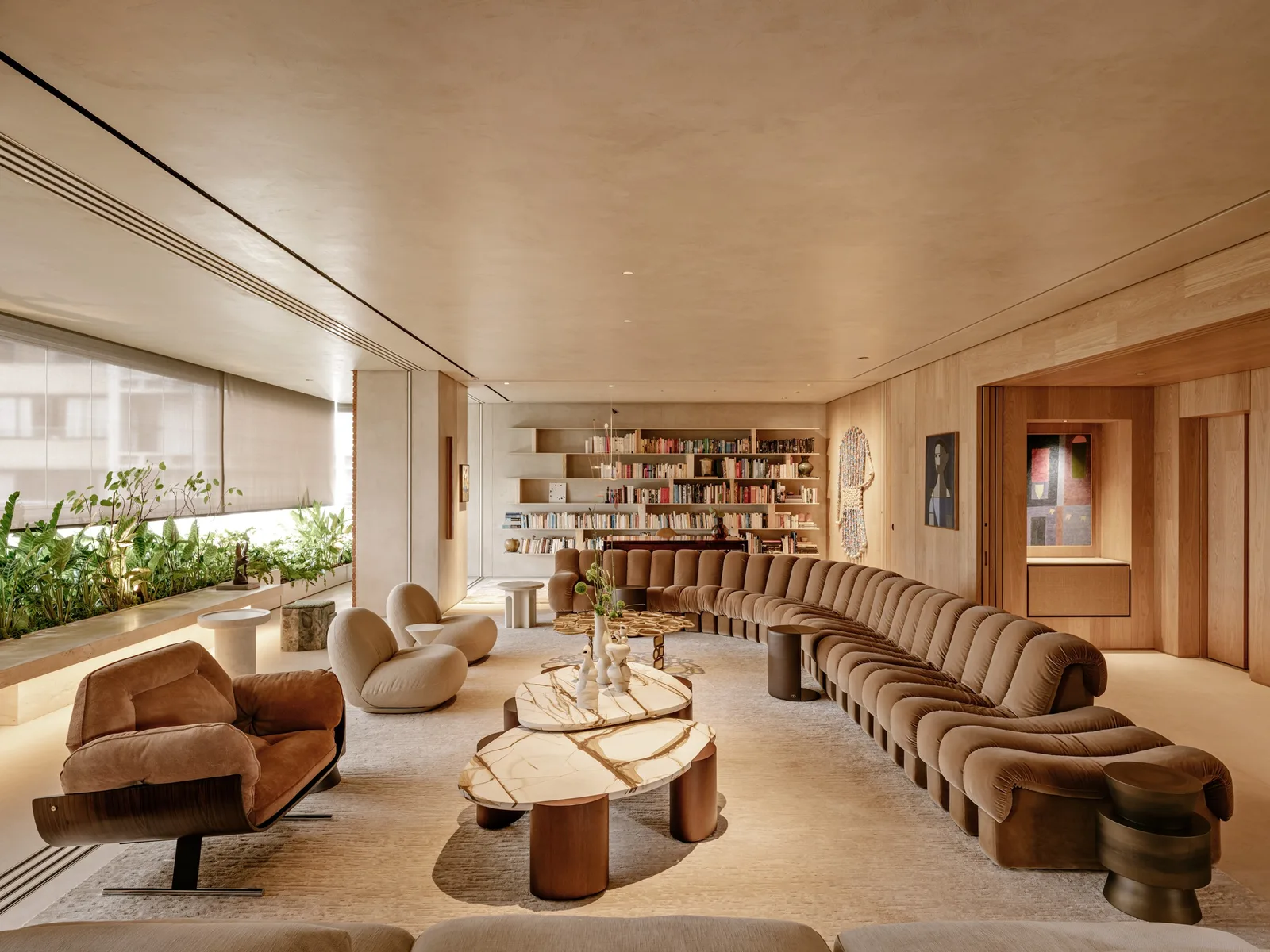 PLF Apartment by SUITE