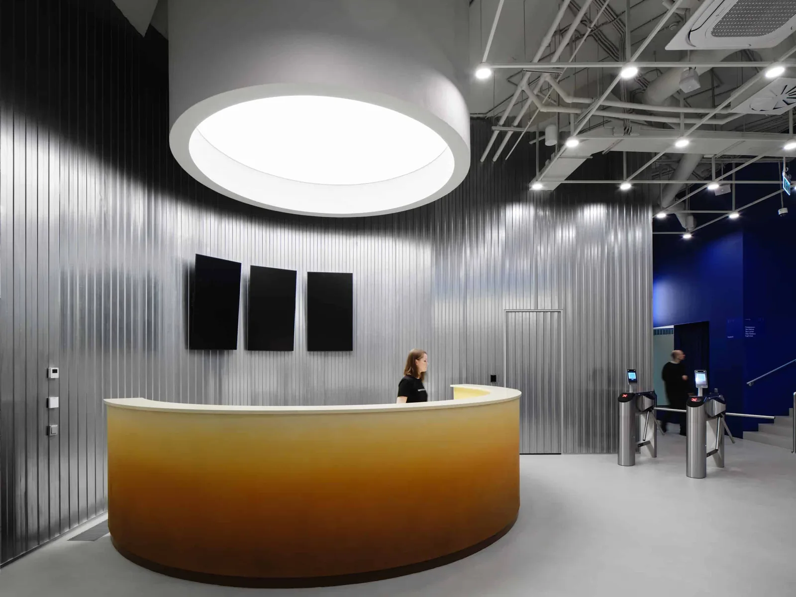 Gate-X Fitness Club by Freya Architects