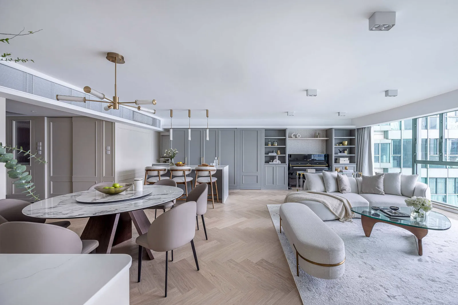 Laguna Verde by Grande Interior Design