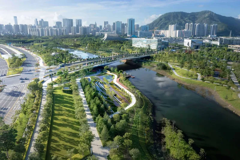 Qianhai Water City’s First Waterway Promenade Park by SLADI/JCFO