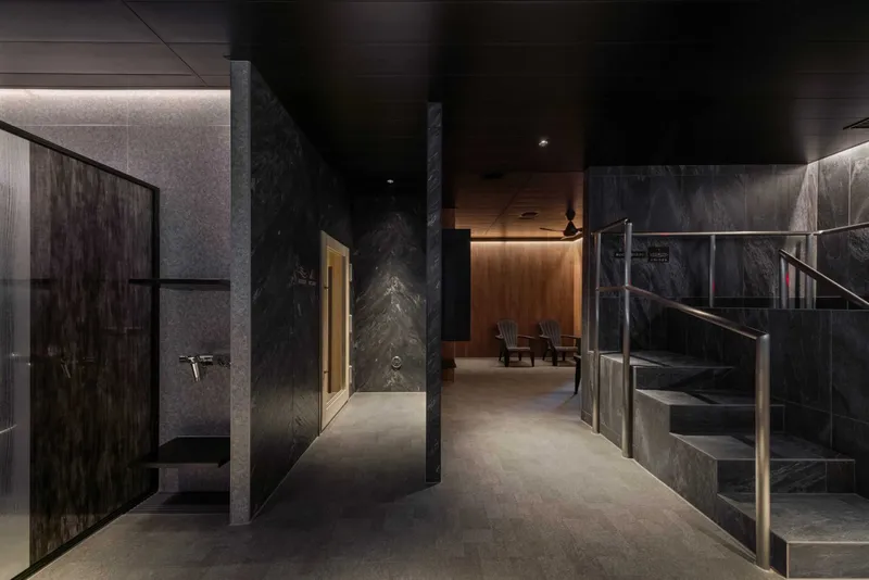 Wagamachi sauna by LUSTYdesign Inc.