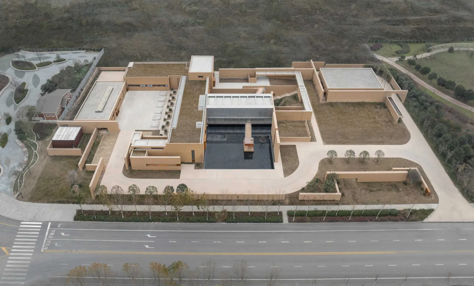 MU FENG YUE HOT SPRING HOTEL by STUDIO A+