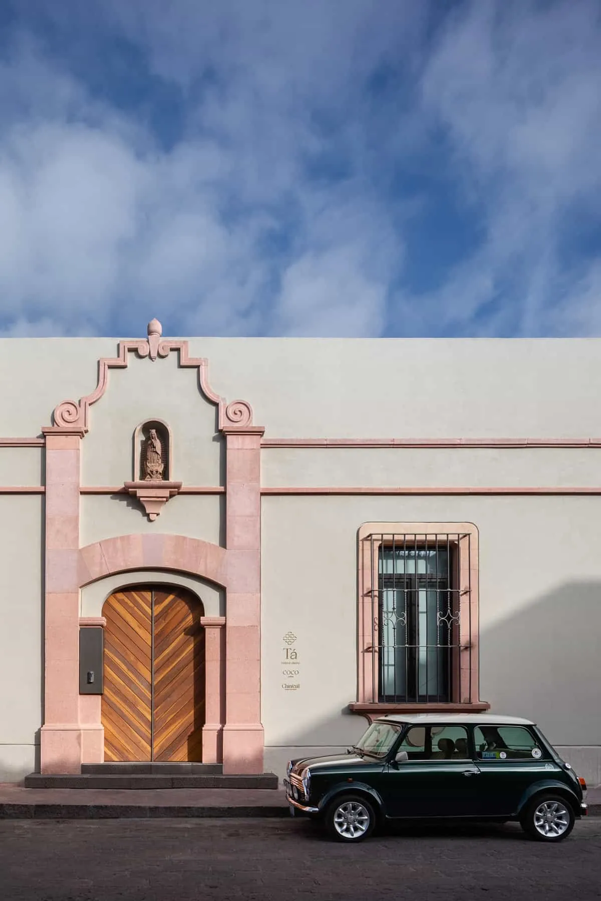Tá Hotel de Diseño by anonimous + JAHS