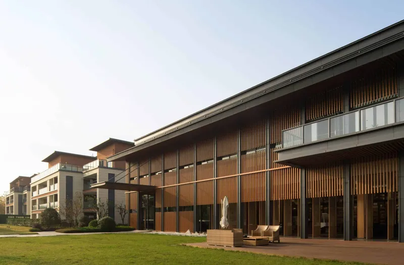 Chengdu CHUNTAI YUE Pastoral Expereince Center by Yijian Architects