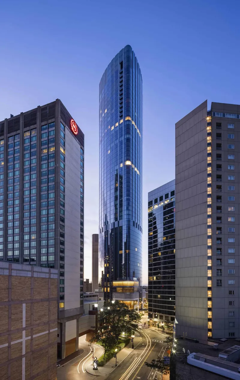 Four Seasons Hotel and Private Residences – One Dalton by CambridgeSeven / Pei Cobb Freed & Partners