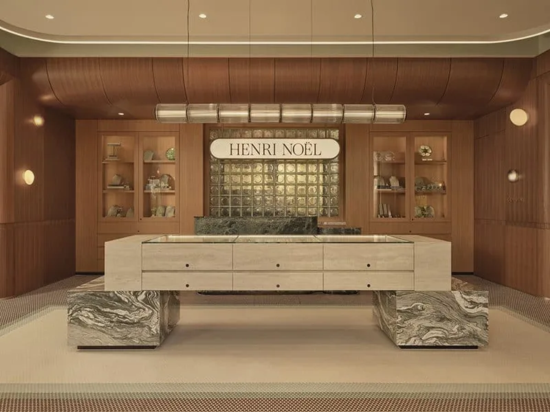 Henri Noël Jewelry Flagship: A Cabinet of Curiosities by DS STUDIO INC.