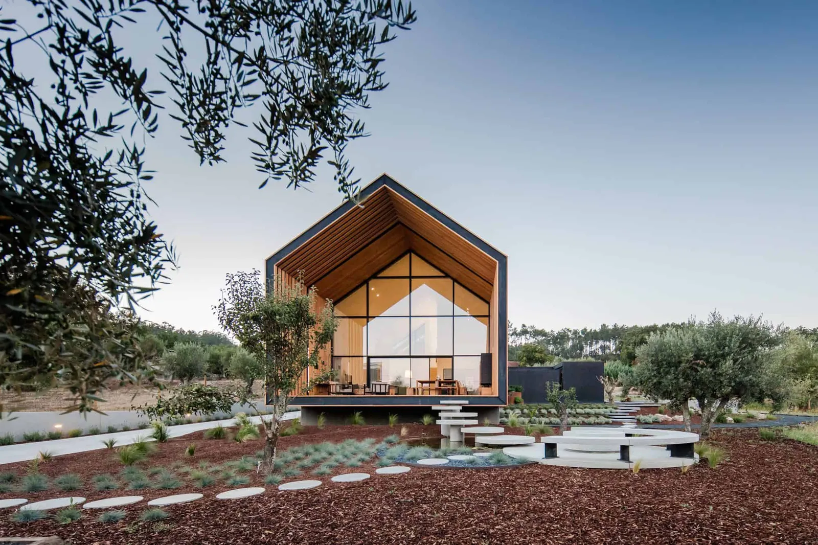 Melroeira’s House by Filipe Saraiva - Arquitectos