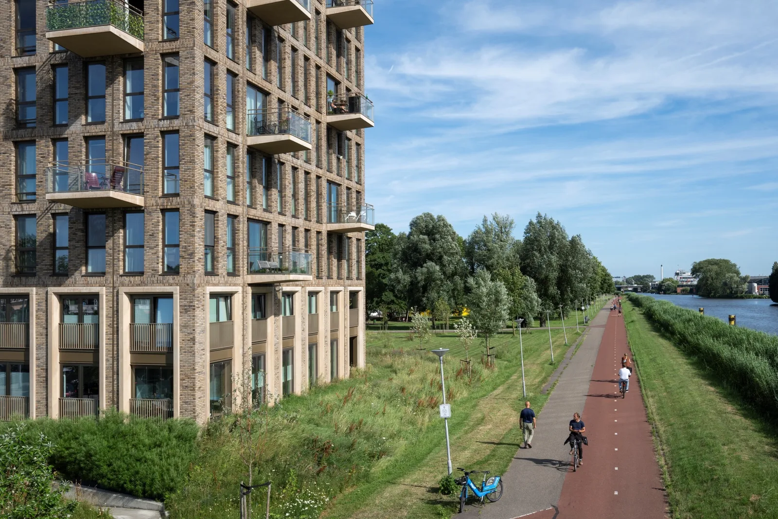 Alongside the Schie by Felixx Landscape Architects & Planners