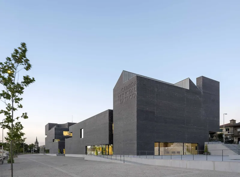 TROFA TOWN HALL by NO ARQUITECTOS, LDA. - NOARQ