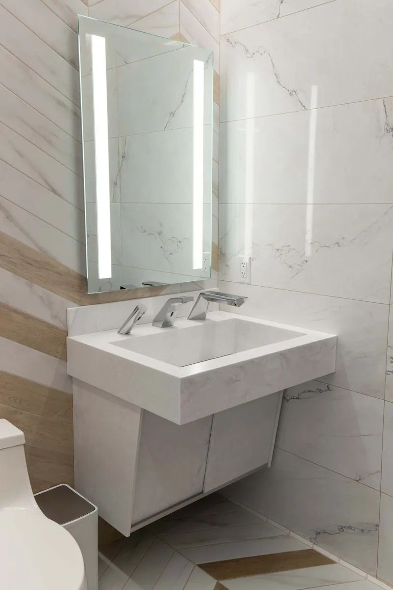 D|VERSE Sink System Featuring The XLERATORsync® Hand Dryer with Electrostatic (eHEPA) Filtration by D|13 Group and Excel Dryer, Inc.