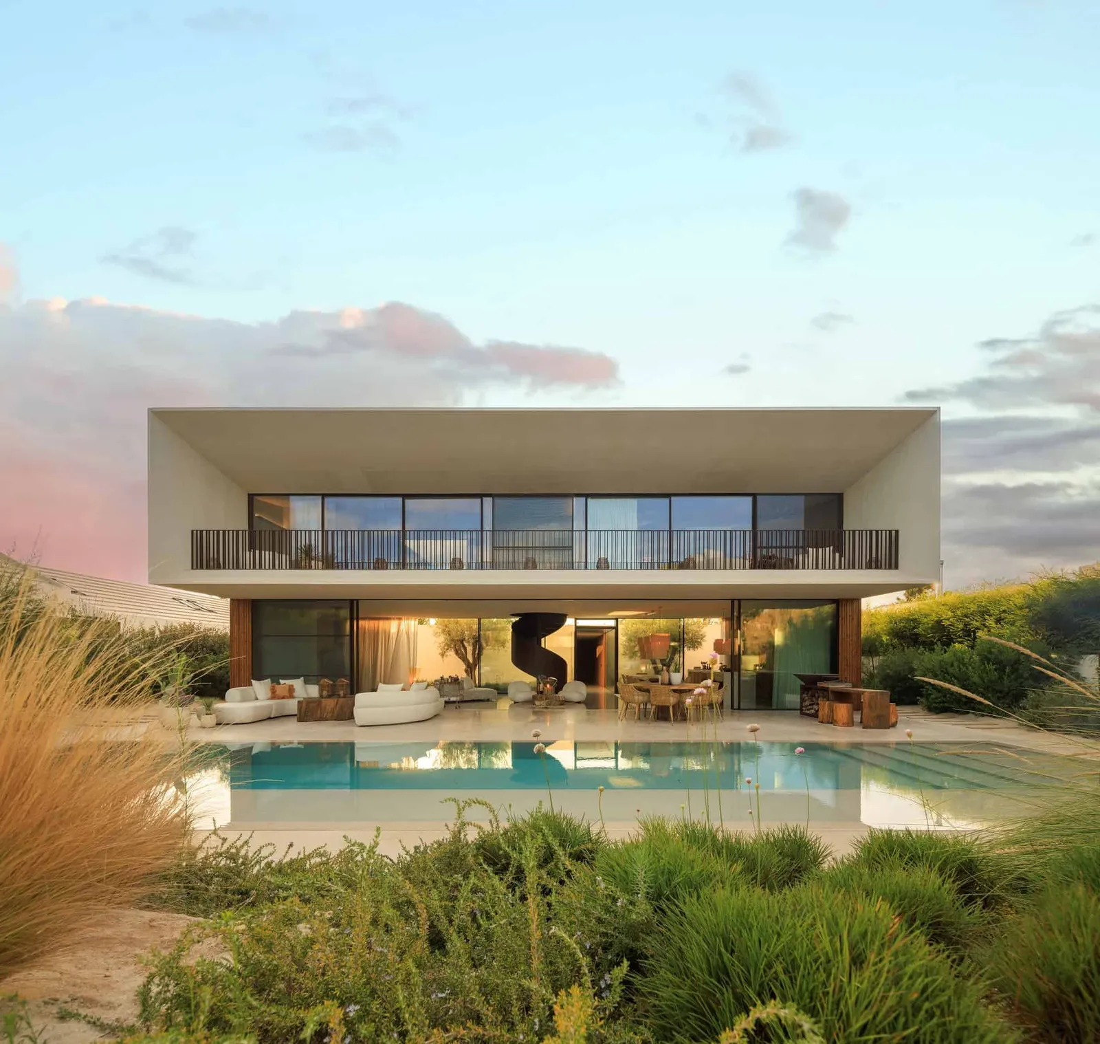 COMPORTA 107 by dEMM arquitectura