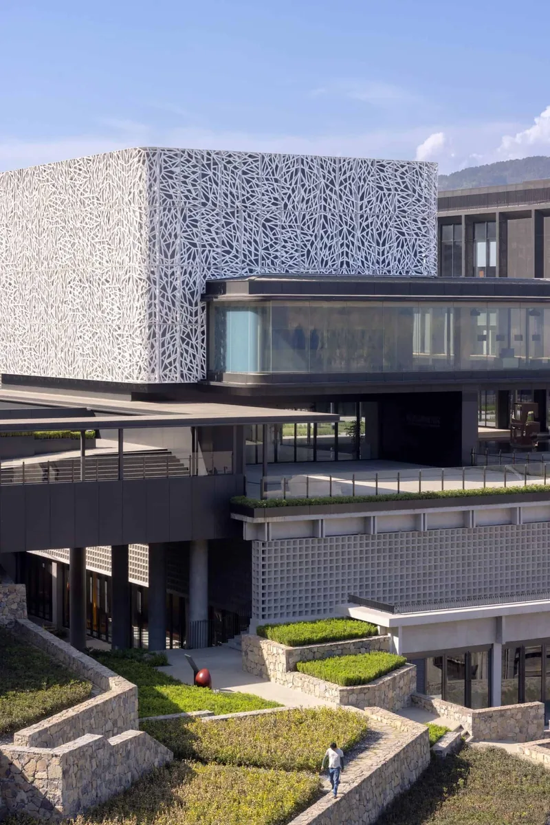 Quality Research Institute of Langjiu Group by TEKTONN ARCHITECTS