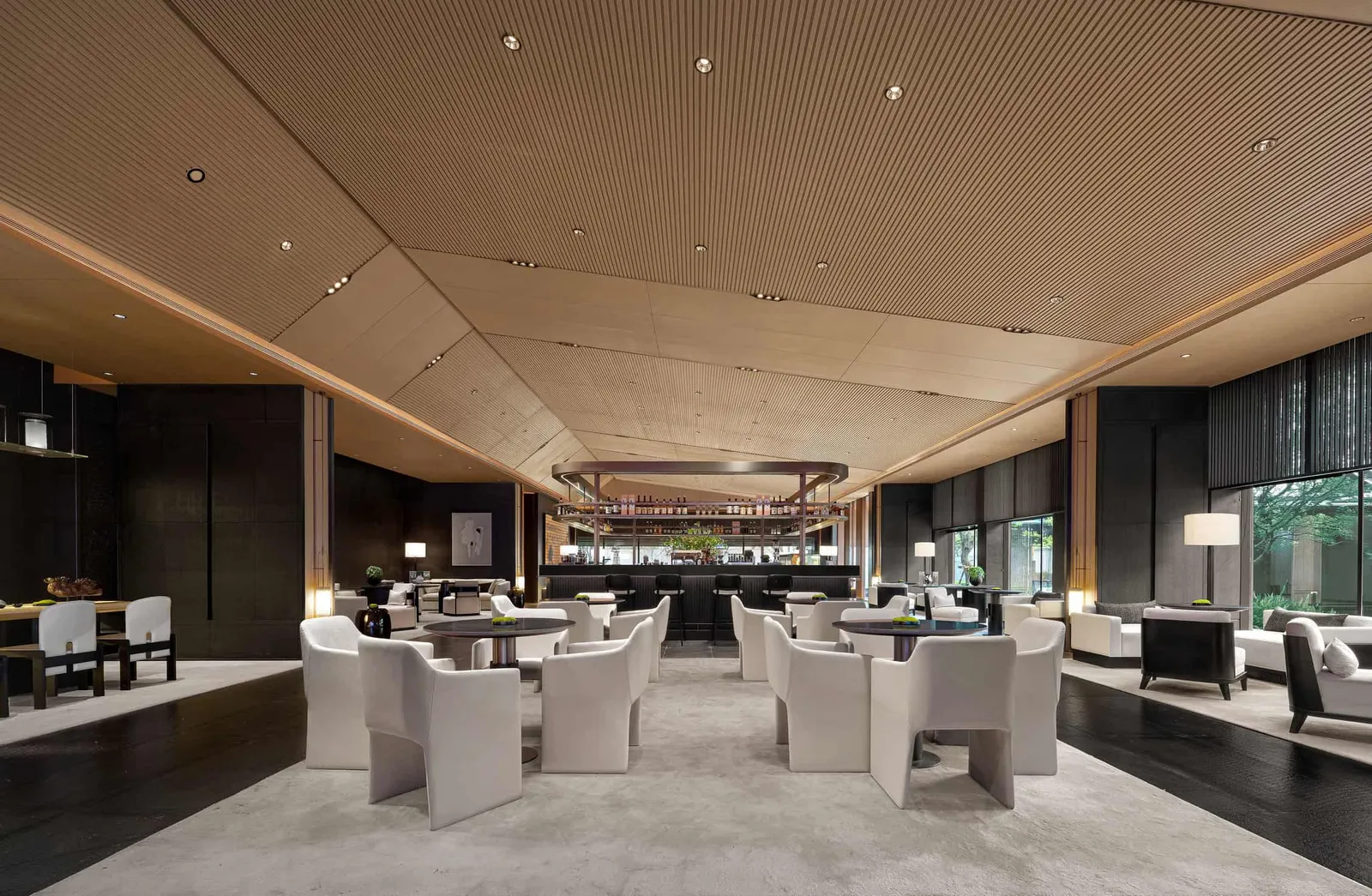 Vanke Chengdu Jun Yue Yun Tai by Maudea Design