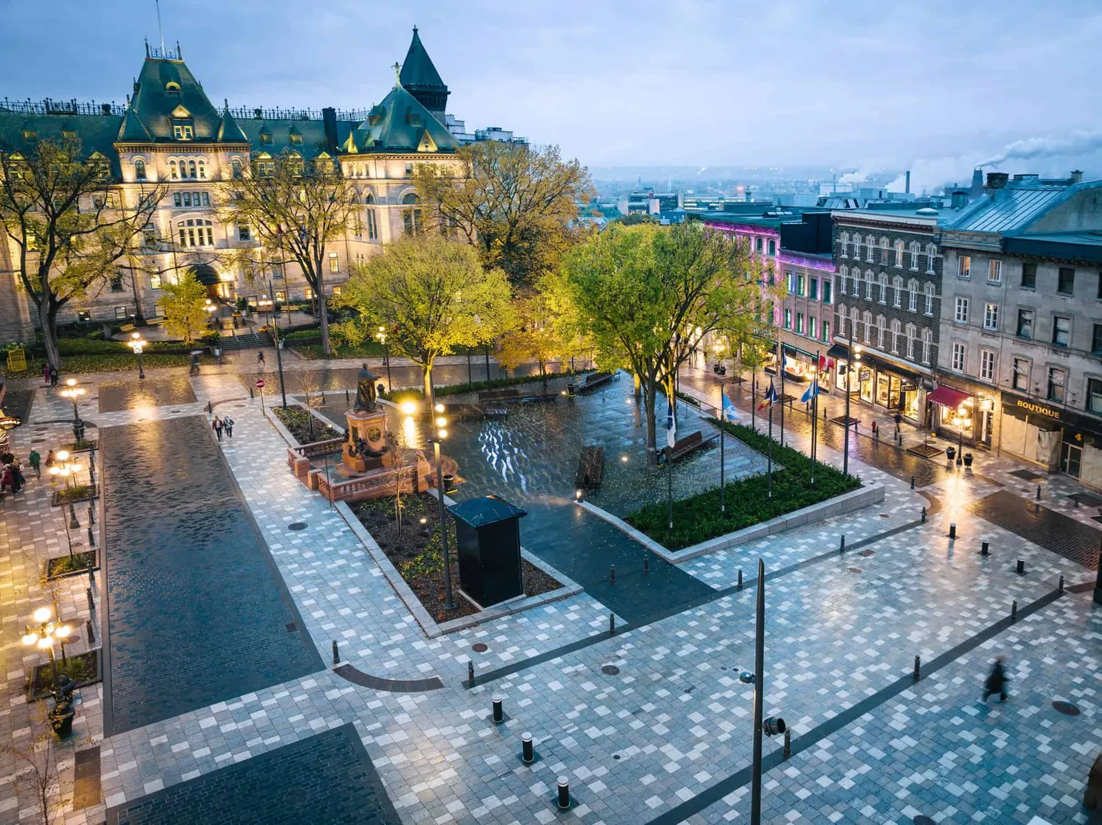 Quebec City’s Place de l’Hôtel-de-Ville by Lemay