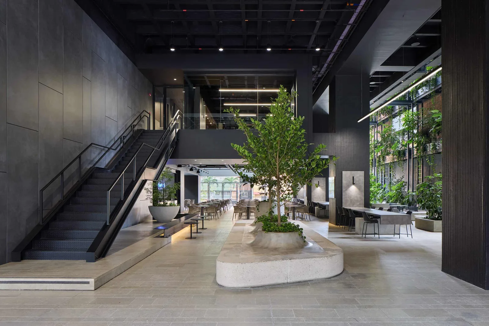 Hall IUVA by Maestre Arquitectura