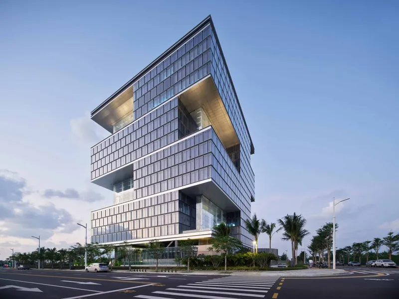 Hainan Energy Trading Building by KRIS YAO | ARTECH
