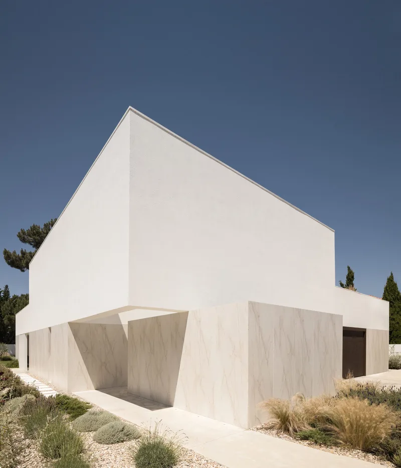 Verdizela House by Estúdio AMATAM