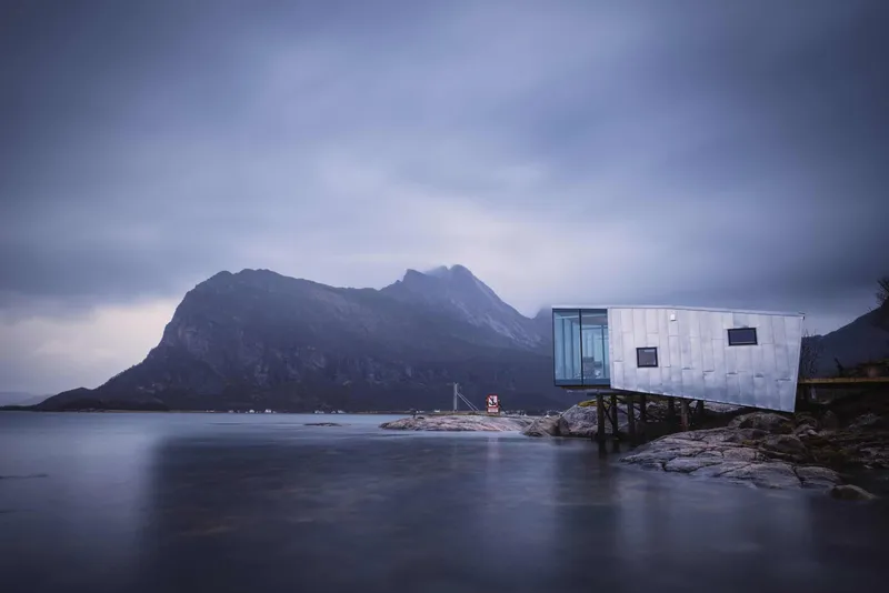 Manshausen 2.0 by Snorre Stinessen Architecture