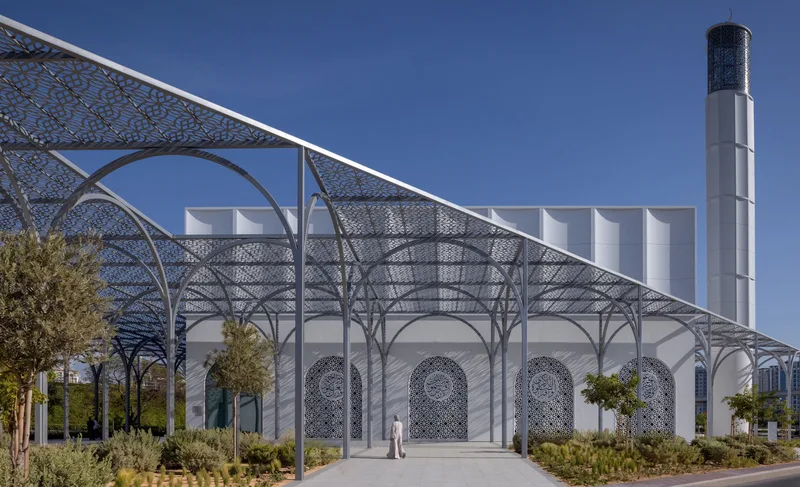 Ali Bin Abdullah Gargash Mosque by Dabbagh Architects