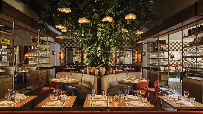Bar Primi Penn District by Meyer Davis
