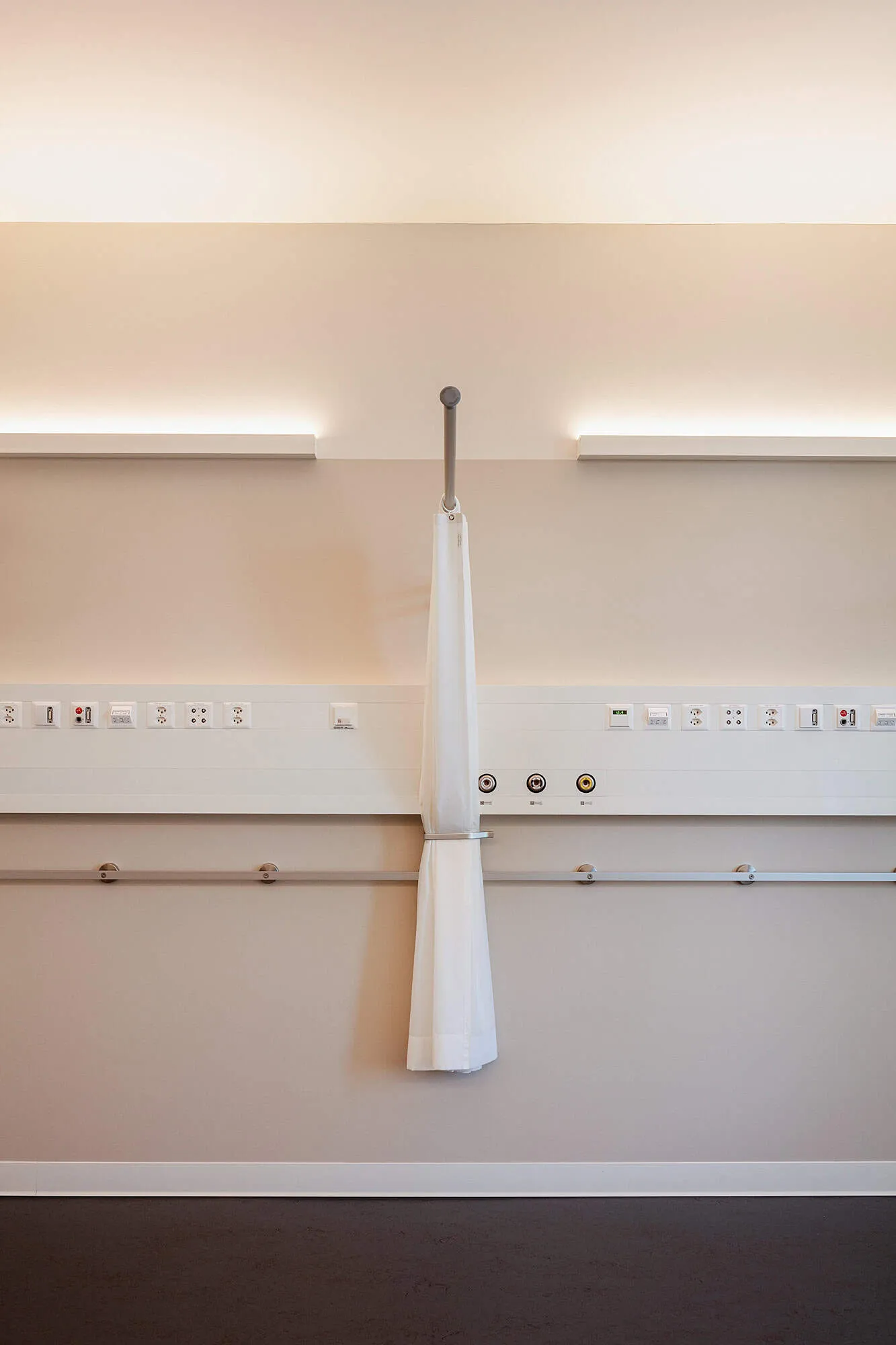 Bern Inselspital by HGEsch Photography